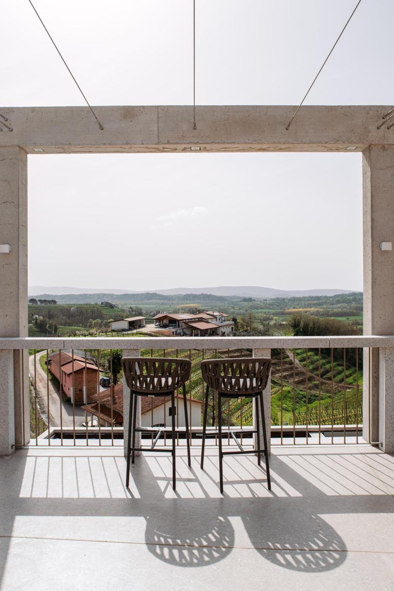Posestvo Scurek Wine Bed & Breakfast Dobrovo Eksteriør bilde