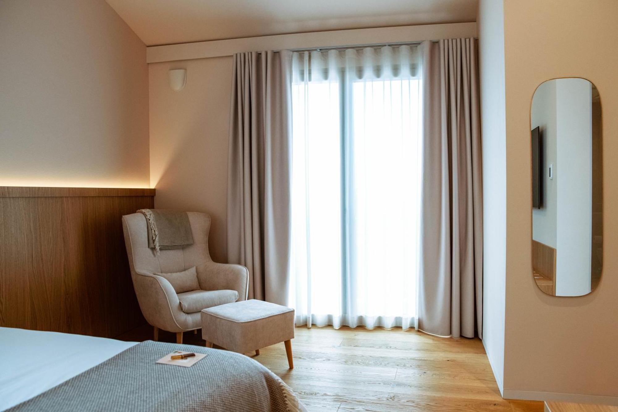 Posestvo Scurek Wine Bed & Breakfast Dobrovo Eksteriør bilde